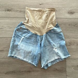 Maternity shorts